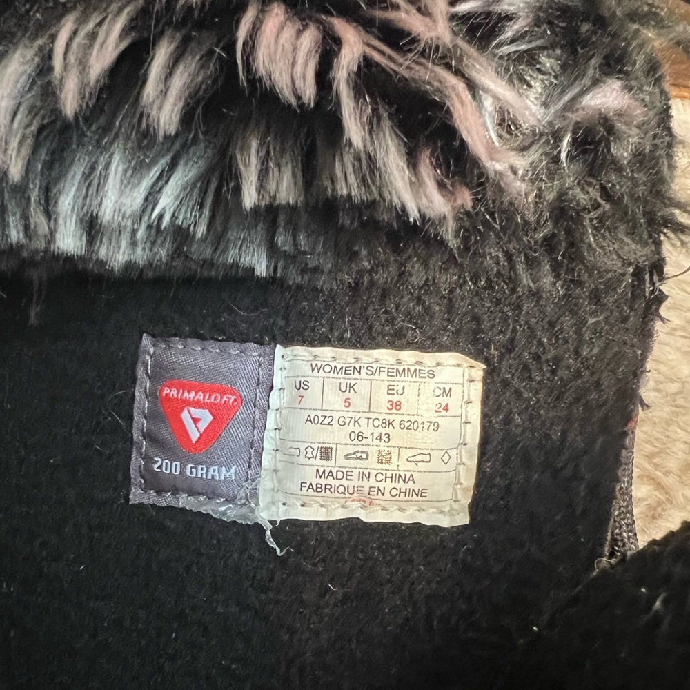 The North Face Women's Jozie Purna
Boot Size 7 Black Suede primaloft 200 gr Fur - Picture 13 of 16